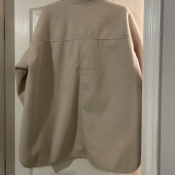 H&M cream shacket - Picture 5 of 5